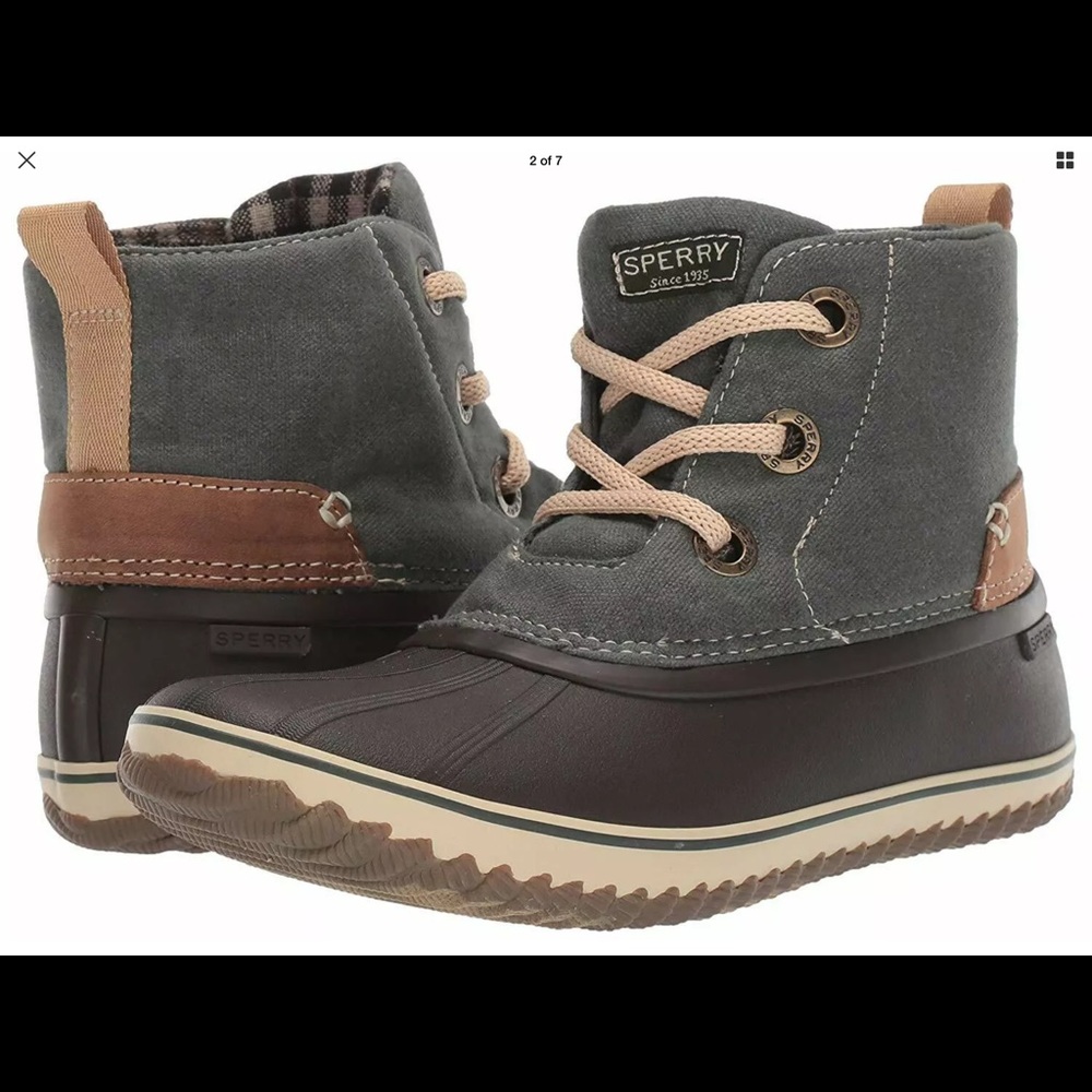 Sperry Schooner Lace Up size 8.5 Olive